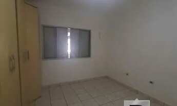 Imagem 2: Térrea para aluguel e venda possui 124 metros quadrados com 2 quartos