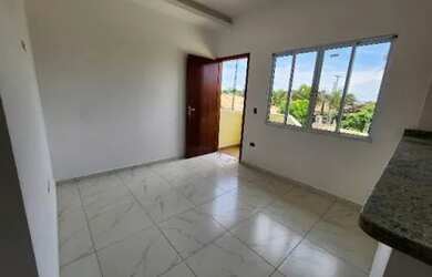 Imagem 4: Casa à 150 mts do mar, com 02 dormitórios e piscina! Itanhaém/SP