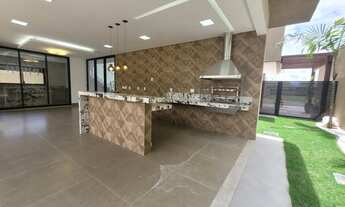 Imagem 4: Sobrado de luxo no Portal do Sol Gren, são 4 suítes plenas, com armários, 310 metros quadr