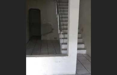 Imagem 3: Casa para aluguel tem 120 metros quadrados com 4 quartos em San Martin - Recife - PE