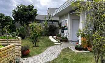 Imagem 7: Casa de condomínio sobrado para venda possui 366 metros quadrados com 4 quartos