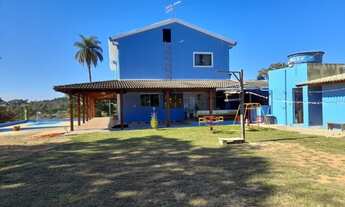 Imagem 3: Casa em condomínio com área de 2.500 m² em Mateus Leme/MG