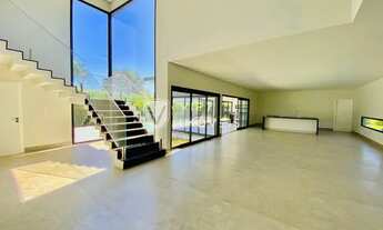 Imagem 5: Casa de condomínio para venda possui 450 metros quadrados com 4 quartos