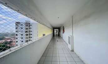 Imagem 7: Apartamento 77m² na Cohama, Piscina, Edificação com 2 torres