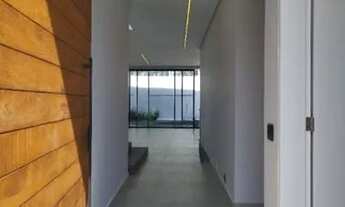 Imagem 3: Casa Nova em Alphaville, para venda possui 330 metros quadrados com 4 quartos