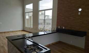 Imagem 5: Casa / Condomínio - Bairro Floresta - Locação e Venda - Residencial