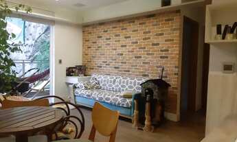 Imagem 3: Apartamento reformado em predio com lazer, 2 quartos em 110m2