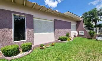 Imagem 2: Casa 242, térrea com 3 quartos, semimobiliada no centro de Carazinho