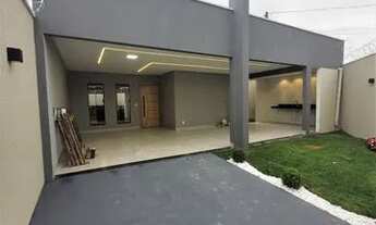 Imagem: Casa de esquina em Goianira, 3 quartos sendo