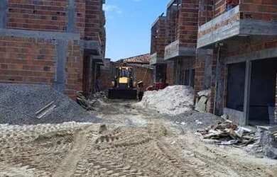 Imagem 3: Casa de condomínio sobrado para venda tem 165 metros quadrados com 4 quartos