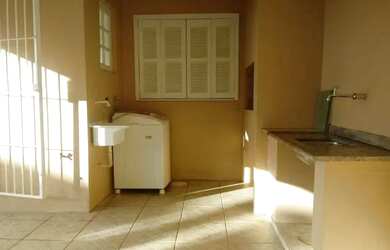 Imagem 4: Casa para venda tem 120 metros quadrados com 2 quartos em Paraisópolis - São Paulo - São P