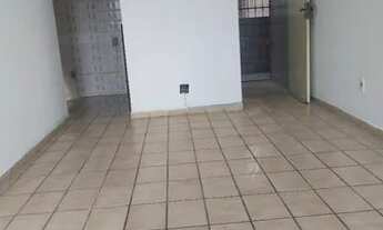 Imagem: Exc.apto para alugar com parada de ônibus