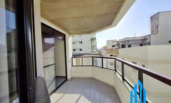 Imagem 2: Amplo apartamento 3 quartos mais DCE, mobiliado, na Av. Praiana, Praia do Morro em Guarapa