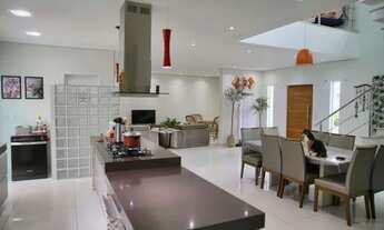 Imagem 2: LINDA CASA ASSOBRADADA EM CONDOMÍNIO GUARUJA 6 SUITES E DEMAIS DEPENDENCIAS - AC. FINANC