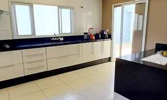 Imagem 2: Sobrado 5 suítes, closet, piscina, área gourmet, 6 vagas, 744 m², Vila Oliveira, Mogi das