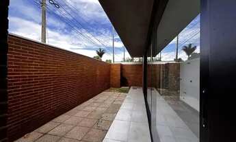 Imagem 4: Casa à venda no Jardim Paulista com suíte e terreno amplo e 3 Quartos em Maringá