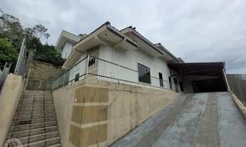 Imagem: Ampla Residência de 2 Andares com 6 Dormitórios