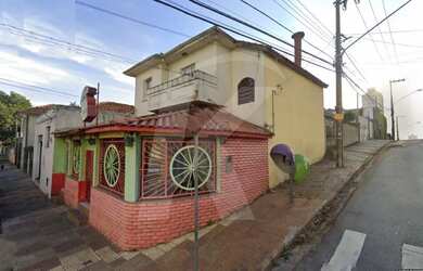 Imagem 7: Salão comercial com 2 banheiros e porta de aço