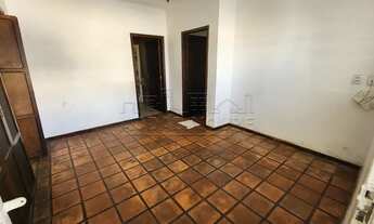 Imagem 2: Casa térrea de esquina à venda e locação, próxima ao Bauru Shopping