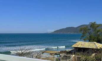 Imagem 2: Cobertura a venda em condomínio com acesso a praia no Morro das Pedras!