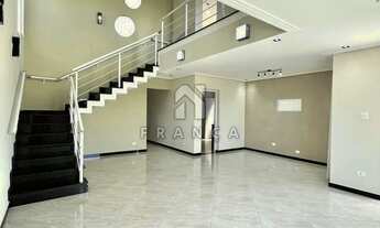 Imagem 7: Sobrado com 3 dormitórios, 2 suítes e Varanda no Residencial Fogaça em Jacareí/SP