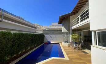 Imagem 4: Linda casa no VILLAGGIO III!