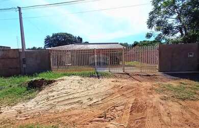 Imagem 3: Casa à Venda no Bairro Paranápolis Andradina/SP