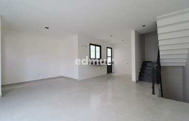 Imagem 4: SOBRADO para VENDA com 226m² no bairro Jardim Santo Antônio com 3 quartos e 2 vagas. Santo