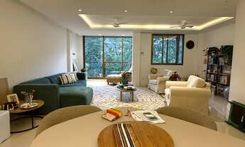 Imagem 2: Cobertura Duplex de Alto Padrão no Cônego com Vista para as Montanhas