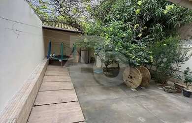 Imagem 6: Imóvel para venda possui 200 metros quadrados com 4 quartos em Jabotiana - Aracaju - SE