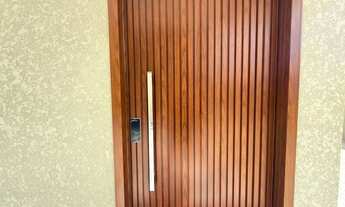 Imagem 5: Sobrado para Venda em Curitiba, Xaxim, 3 dormitórios, 3 suítes, 3 banheiros, 2 vagas