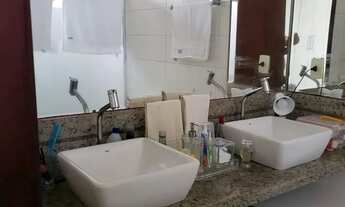 Imagem 5: A casa ideal para sua familia com 400 m² de área privativa, localizado no Altip