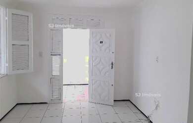 Imagem 7: Casa com quintal e 3 vagas no Guararapes