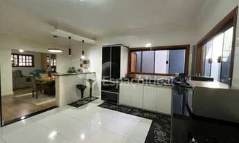 Imagem 2: Belíssima casa a Venda Jd Maria Luiza - Lençóis Paulista