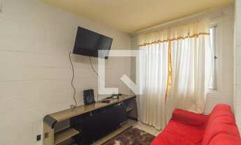 Imagem 2: Apartamento para Aluguel - Olaria, 2 Quartos, 46 m2