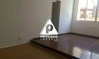 Imagem 3: Apartamento à venda, 2 quartos, 2 salas, cozinha, área, dependência, 2 banheiros, 75m², Bo