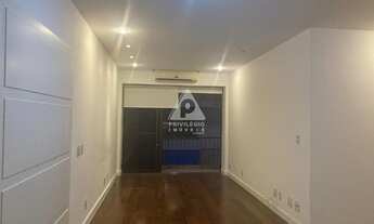 Imagem 2: Privilegio Imóveis vende, 3 quartos, suíte e varanda