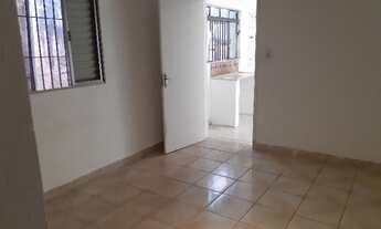 Imagem 2: Aluga-se casa com garagem e permite animais/ mar paulista