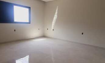 Imagem 7: Casa para venda possui 190 metros quadrados com 4 quartos em Santa Mônica - Uberlândia - M