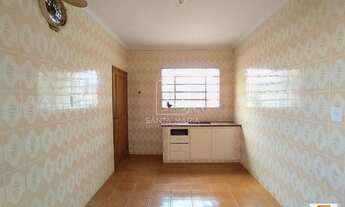 Imagem 3: Casa (térrea na rua) 4 dormitórios/suite, cozinha planejada