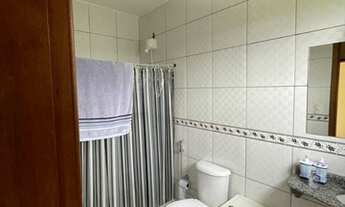 Imagem 4: Ampla casa com 5 quartos e piscina!!!