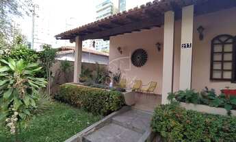 Imagem: Casa com 5 quartos na Enseada do Suá