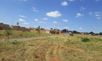 Imagem 3: Lote/Terreno para venda possui 200 metros quadrados em Jardim do Eden - Águas Lindas de Go