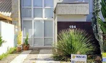 Imagem 2: Porto Alegre - Casa Padrão - Hípica