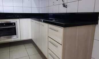 Imagem 5: 01 quarto com armários