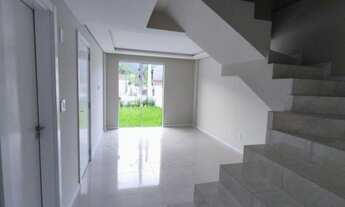 Imagem 2: CASA 3 QUARTOS Casa com 3 dormitórios