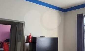 Imagem 2: Apartamento, andar baixo, apenas dois lances. [VP