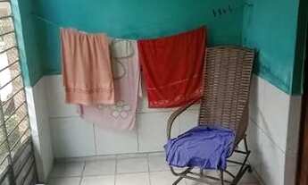 Imagem 4: Vendo casa 2 quartos,terraço,sala,cozinha e area para estender e lavar.....na escritura