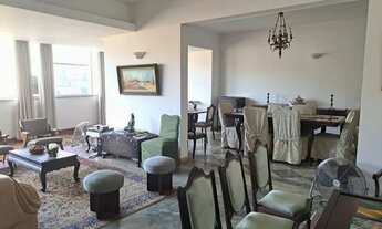 Imagem 2: Apartamento para venda possui 270 metros quadrados com 4 quartos em Copacabana - Rio de Ja