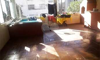 Imagem 2: Casa Triplex em Olaria. [VP